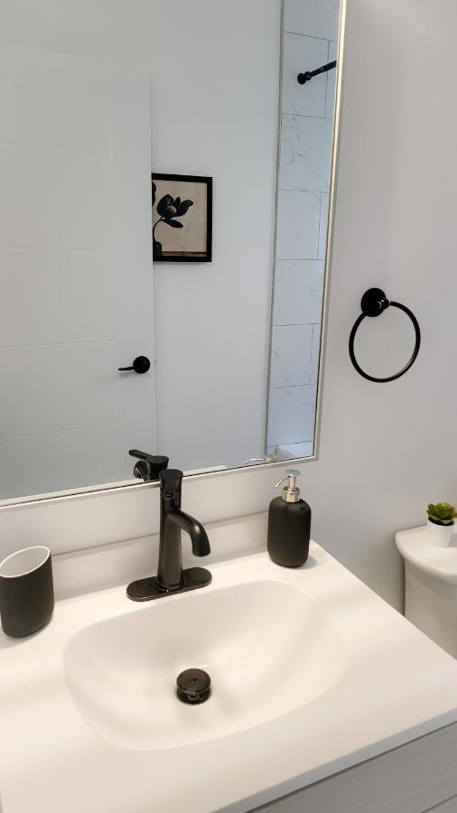 Jstlikehome - Serenity Suites Отава Екстериор снимка
